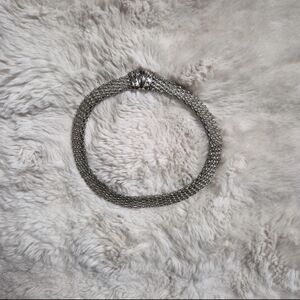 Vintage Silver Collar Necklace Classic Sophisticated Magnetic Closure Party ✨️💫